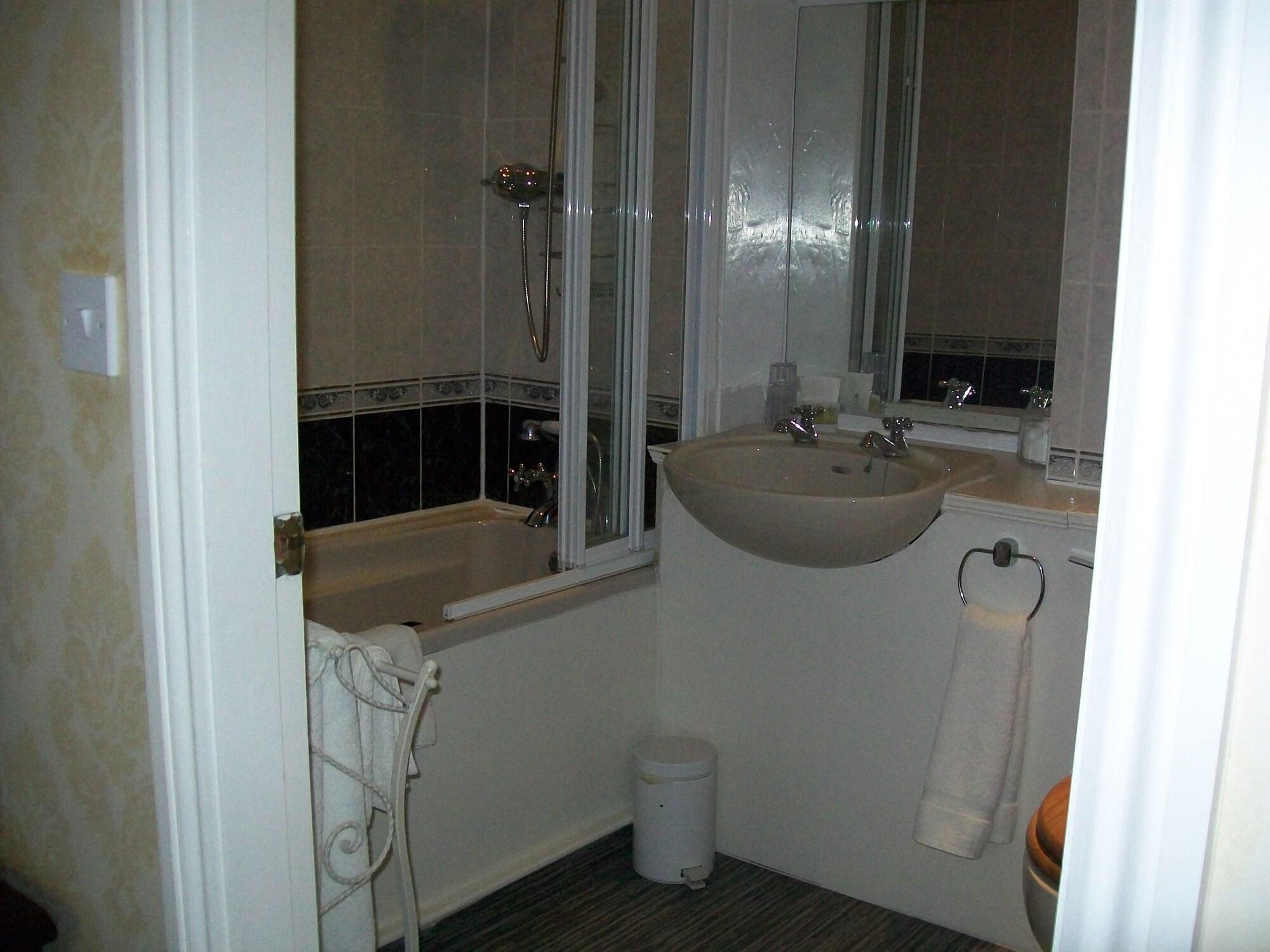 Chapel House Hotel Atherstone Bagian luar foto