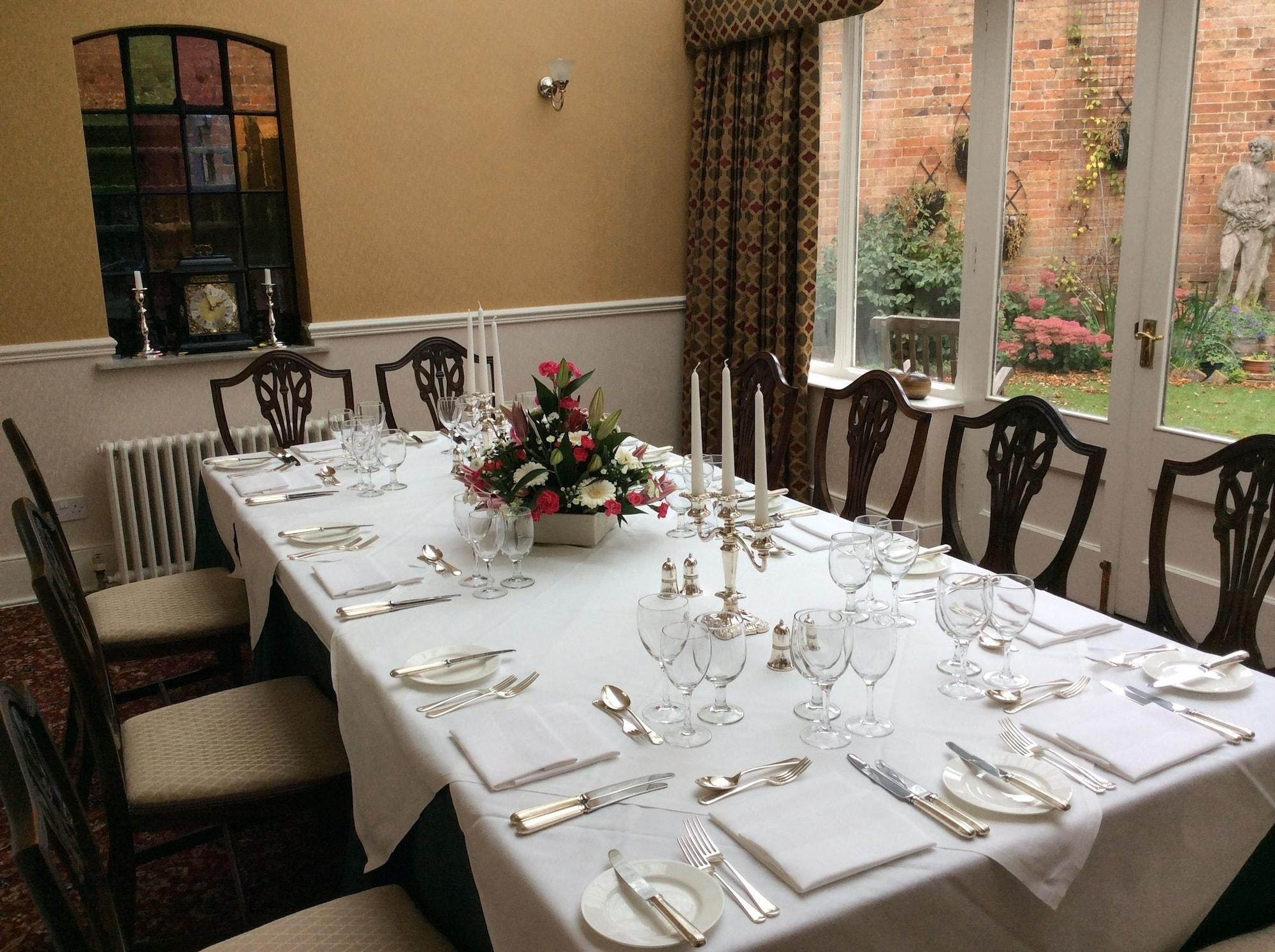 Chapel House Hotel Atherstone Bagian luar foto
