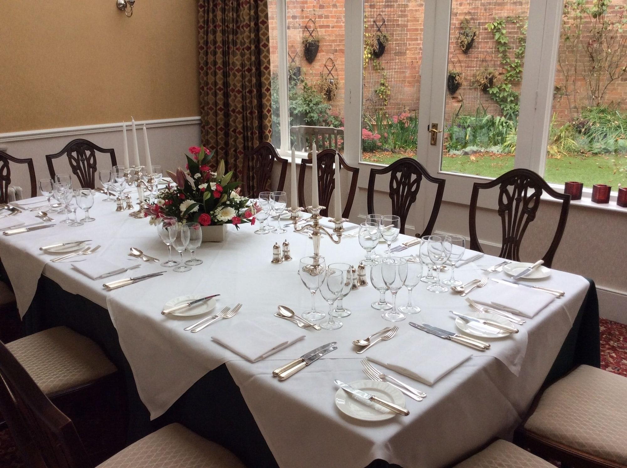 Chapel House Hotel Atherstone Bagian luar foto