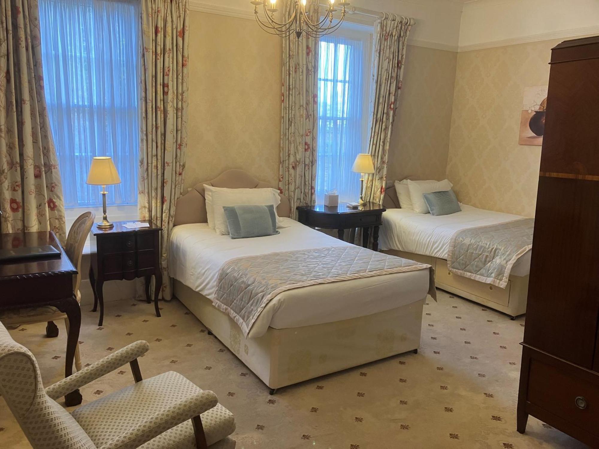 Chapel House Hotel Atherstone Bagian luar foto